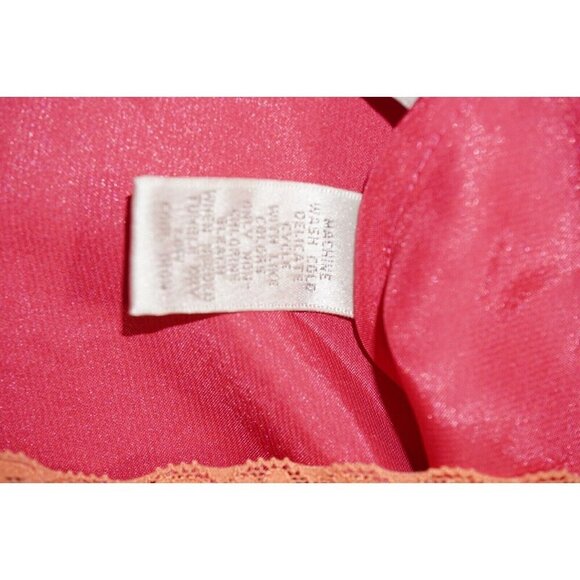 Valerie Stevens Satin Slip Dress Size M Red Lace Trim Vintage Y2K Lingerie - Picture 13 of 16